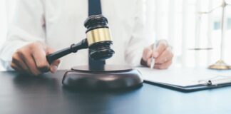 מי הוא עו"ד חיים ברוטמן?