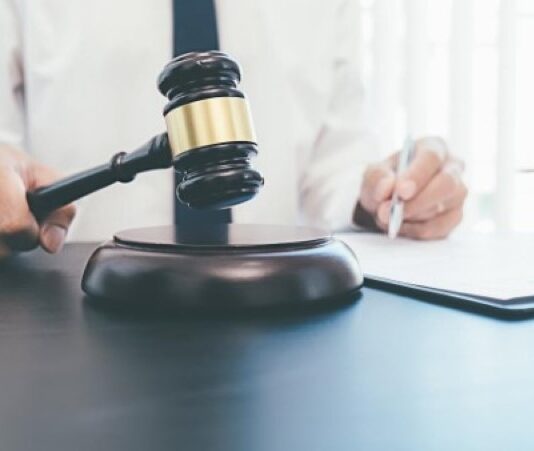 מי הוא עו"ד חיים ברוטמן?